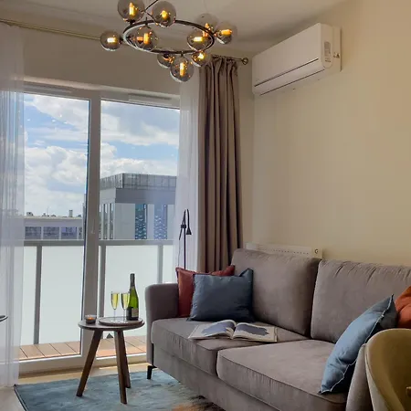 Urban Global Premium, 5th Floor No 03, Free Garage, Self Check-in, No Deposit