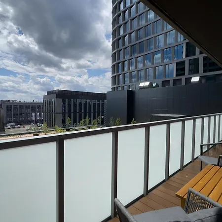 Urban Global Premium, 5th Floor No 03, Free Garage, Self Check-in, No Deposit