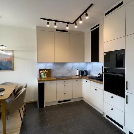 Daire Urban Global Premium, 5th Floor No 03, Free Garage, Self Check-in, No Deposit