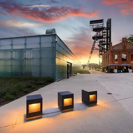 Apartment Urban Global Premium, 5th Floor No 03, Free Garage, Self Check-in, No Deposit Kattowitz