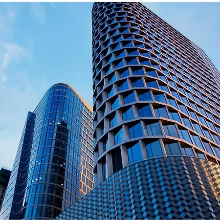 Апартаменты Urban Global Premium 5th Floor - No 03 - Air Condition - Balcony - Free Garage